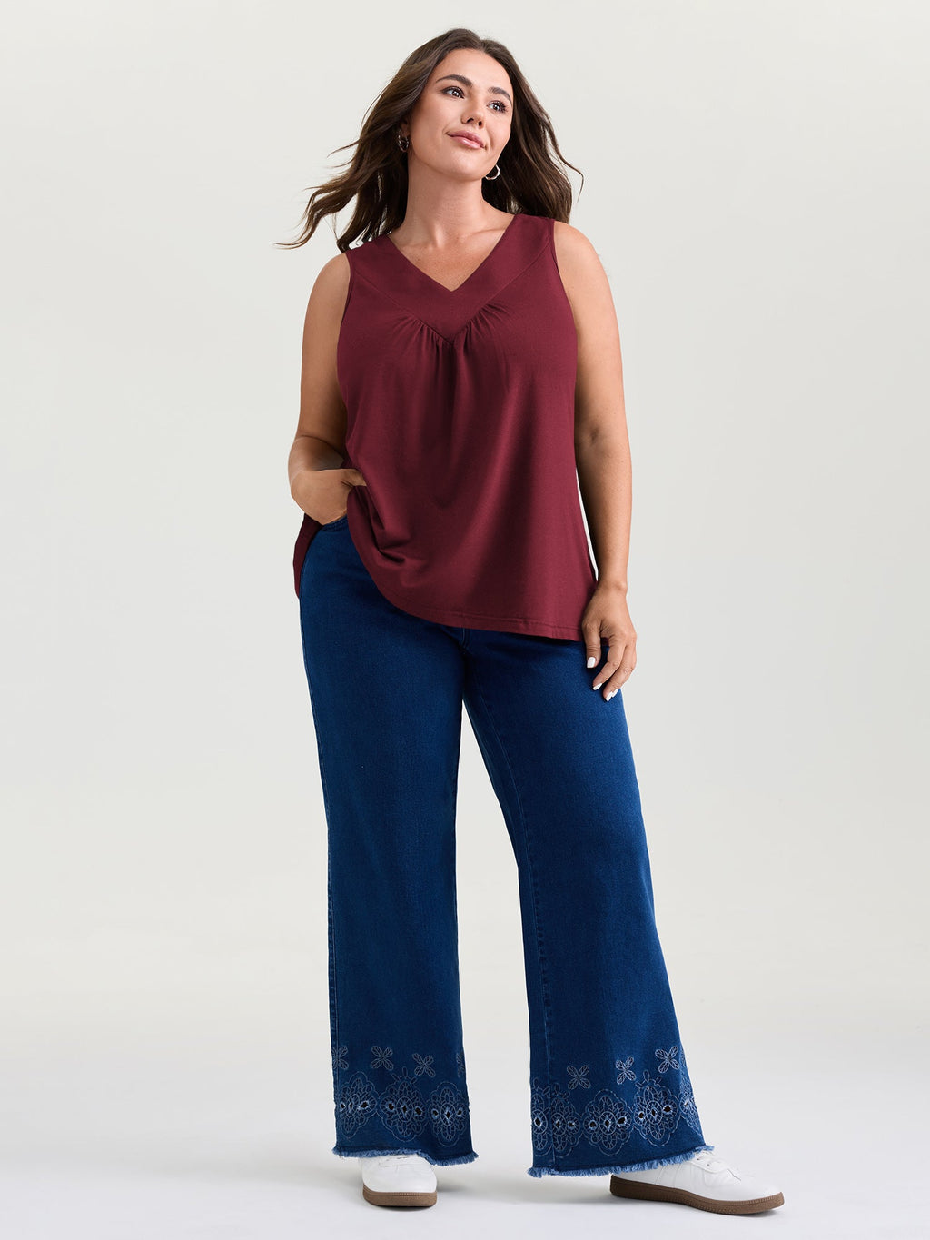 Stretchy V-Neck Pleated Tank Top