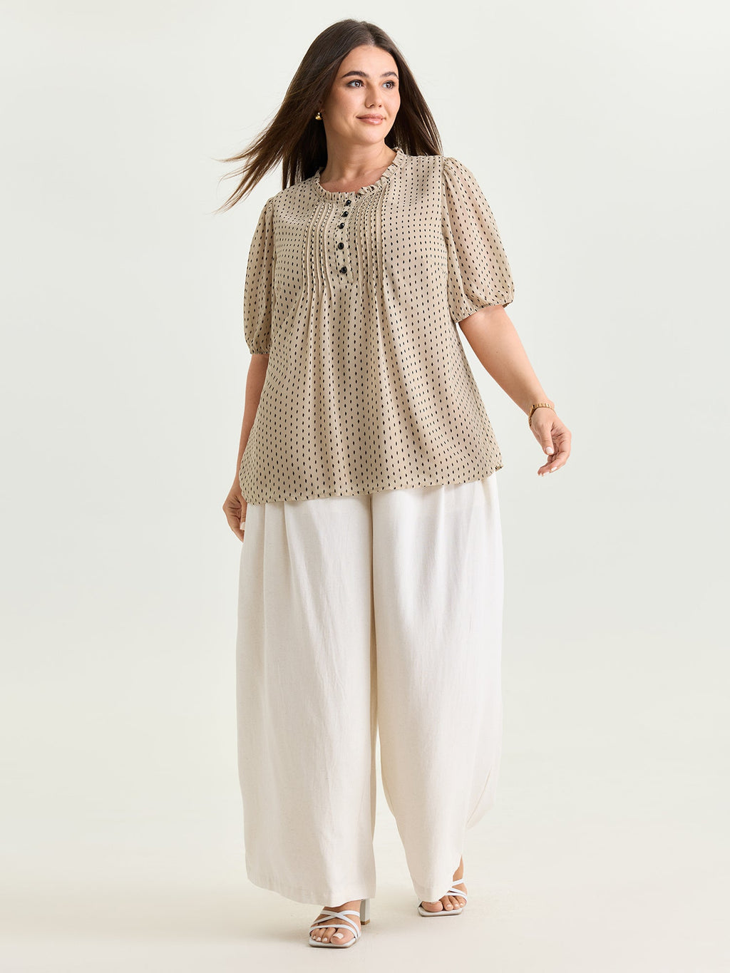 Geometric Print Pleated Ruffled Neck Blouse