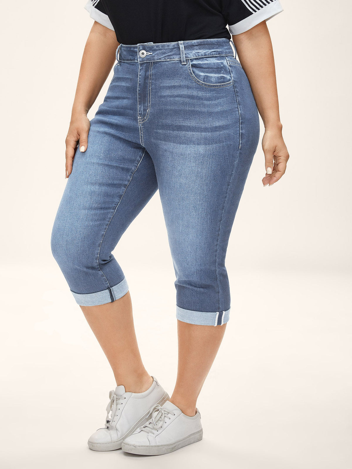 Folded Hem High-Rise Skinny-Fit Capri Jeans