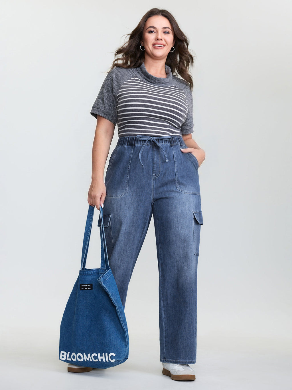 Supersoft Drawstring Wide-Leg Cargo Jeans
