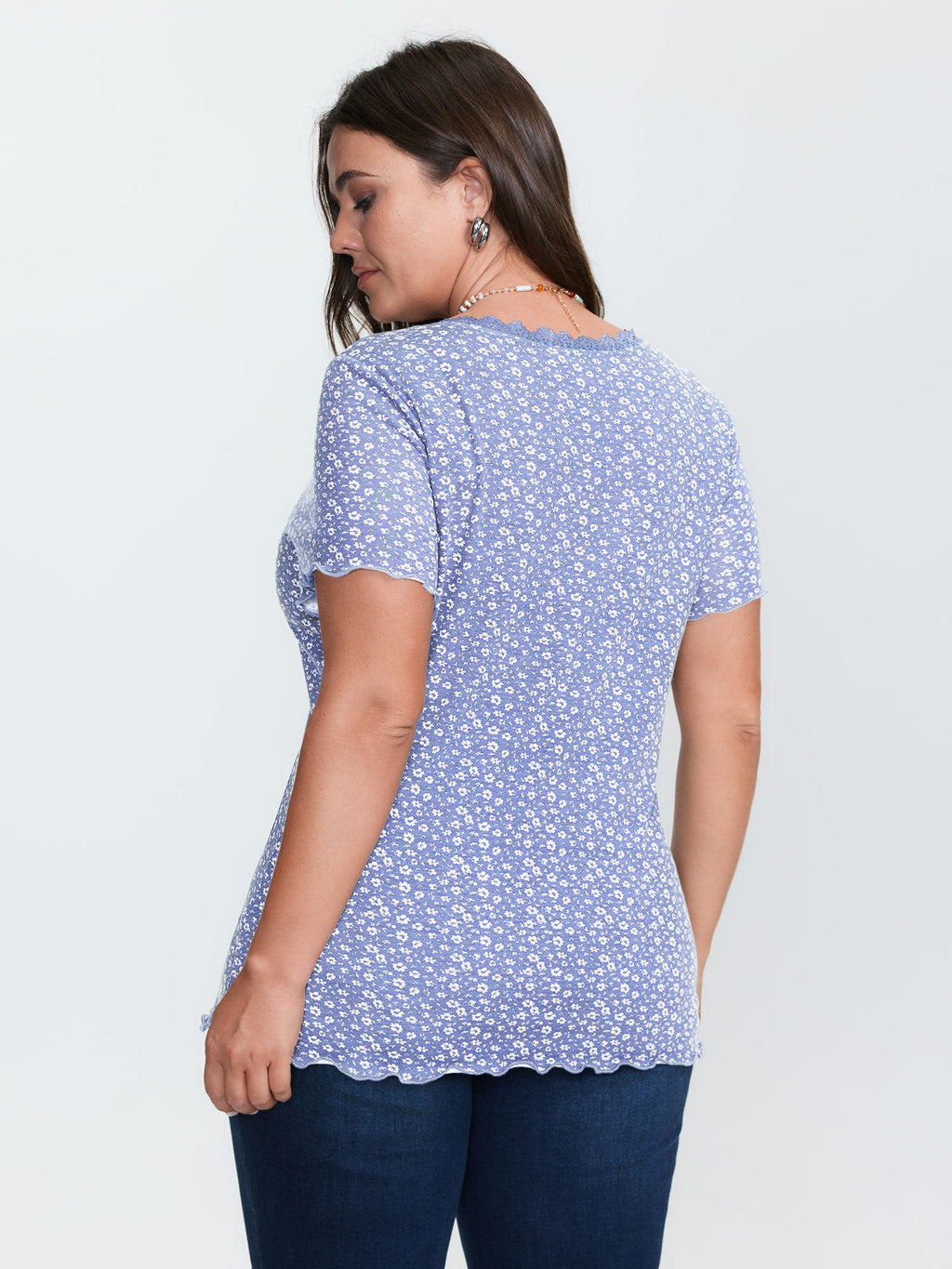 Floral Print Lace Neckline T-Shirt