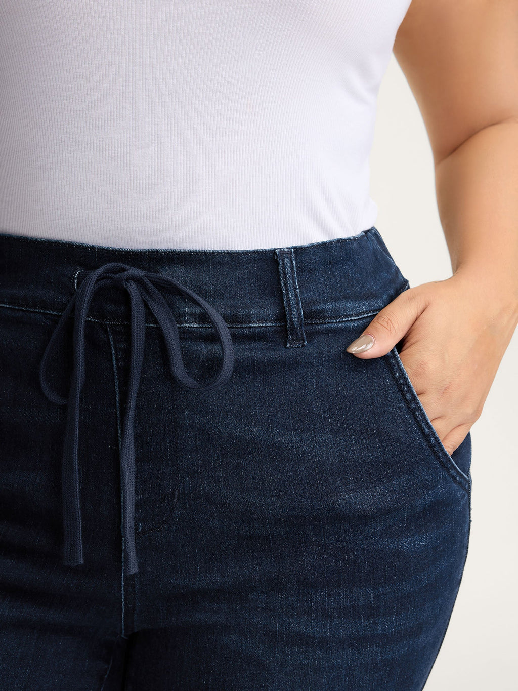 Pull-On High-Rise Straight-Leg Cropped Jeans