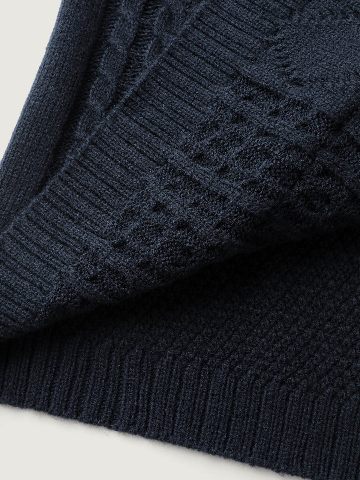 Mixed Texture Cable Stitch Pockets Knit Cardigan