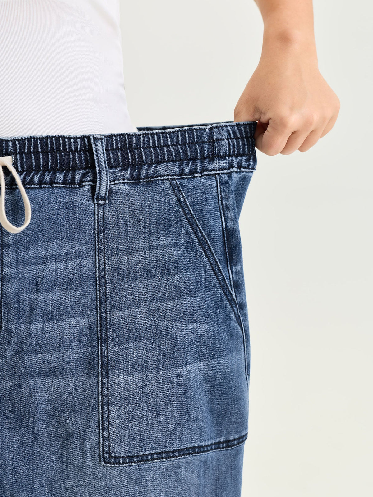 Stretchy Contrast Drawstring Waist Midi Denim Skirt