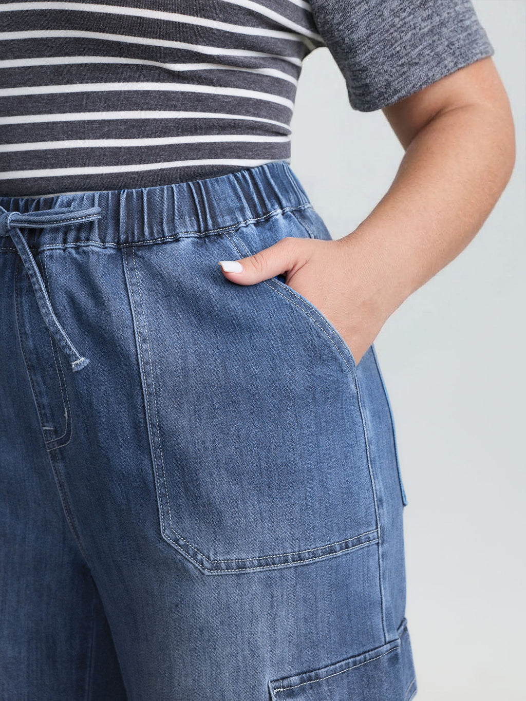 Supersoft Drawstring Wide-Leg Cargo Jeans