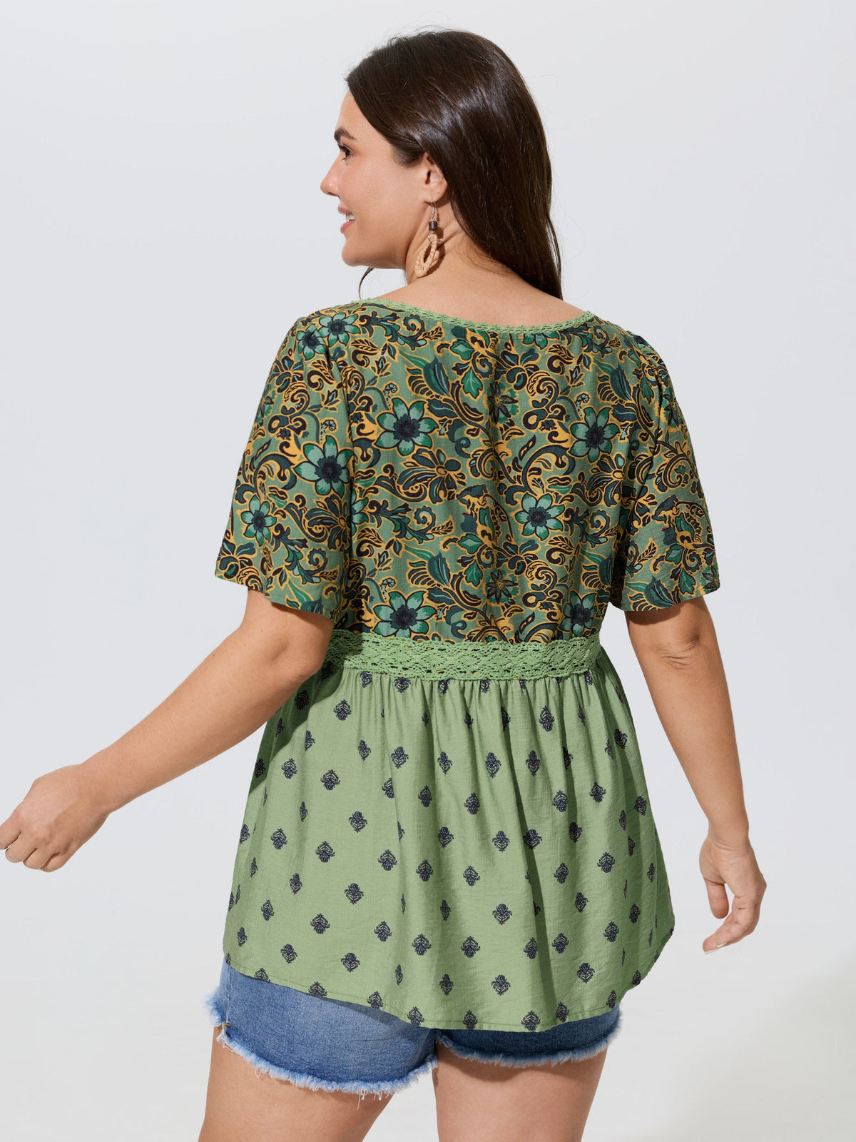 Floral Print Lace Neckline Flowy Blouse