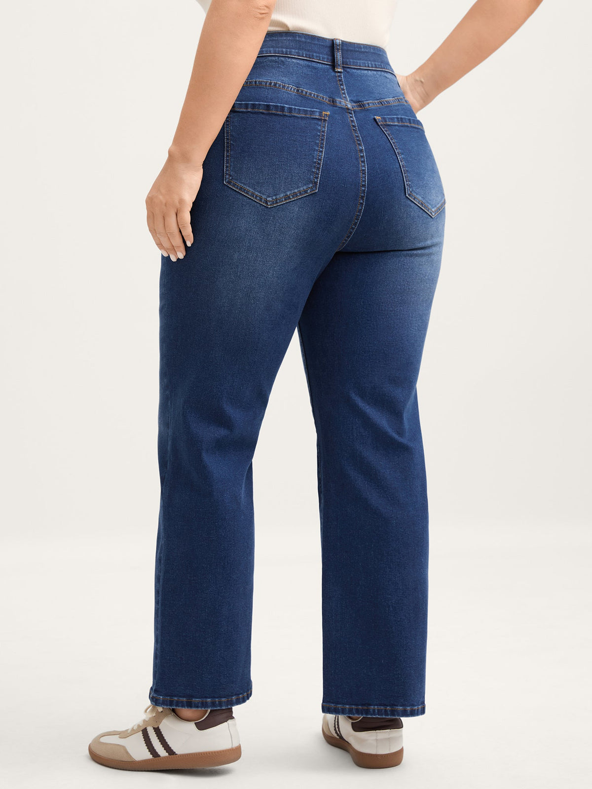 Classic High-Rise Straight-Leg Jeans