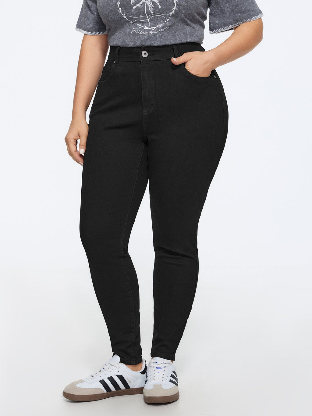 Stretchy Mid-Rise Skinny-Fit Jeans