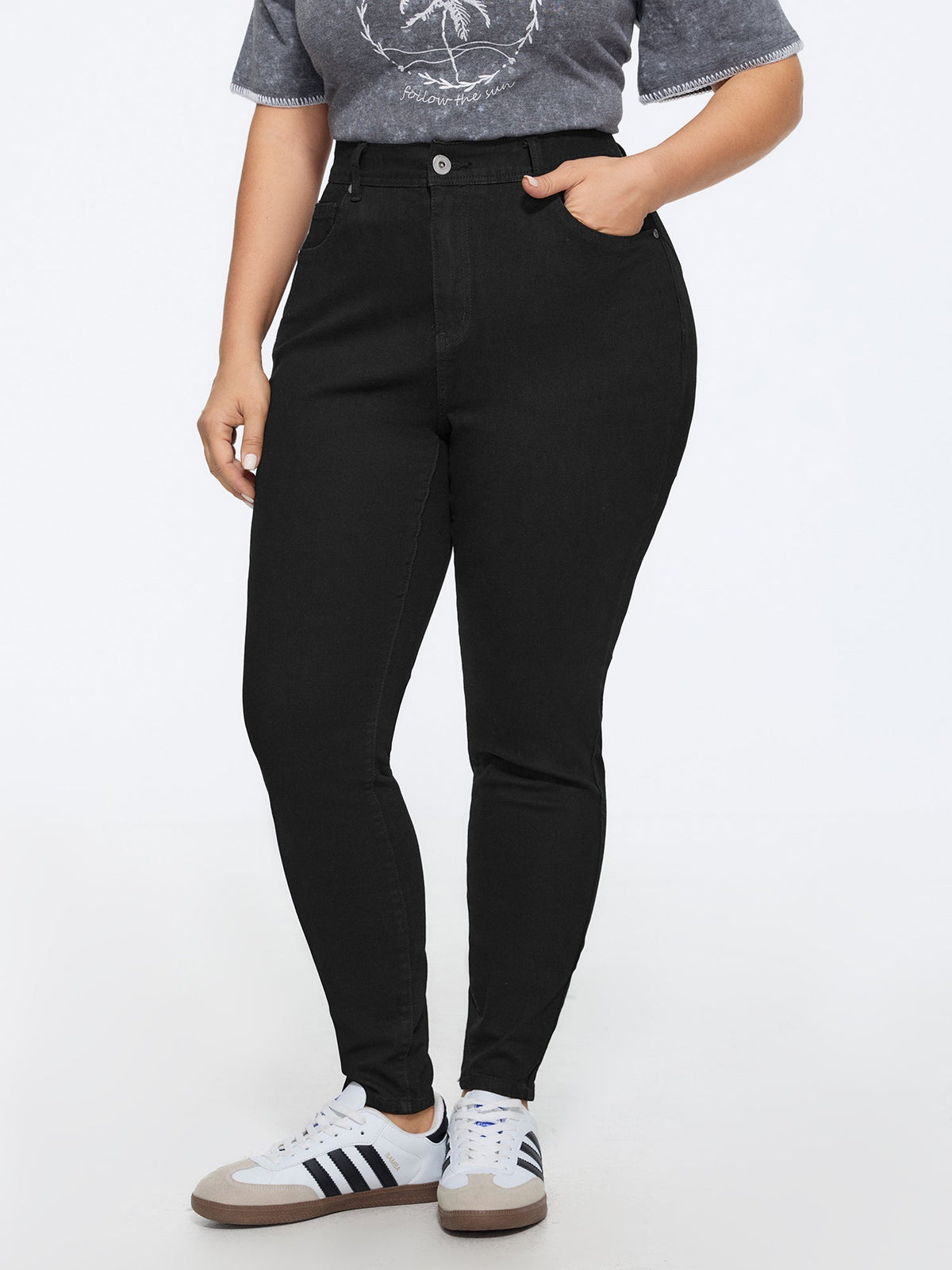 Stretchy Mid-Rise Skinny-Fit Jeans