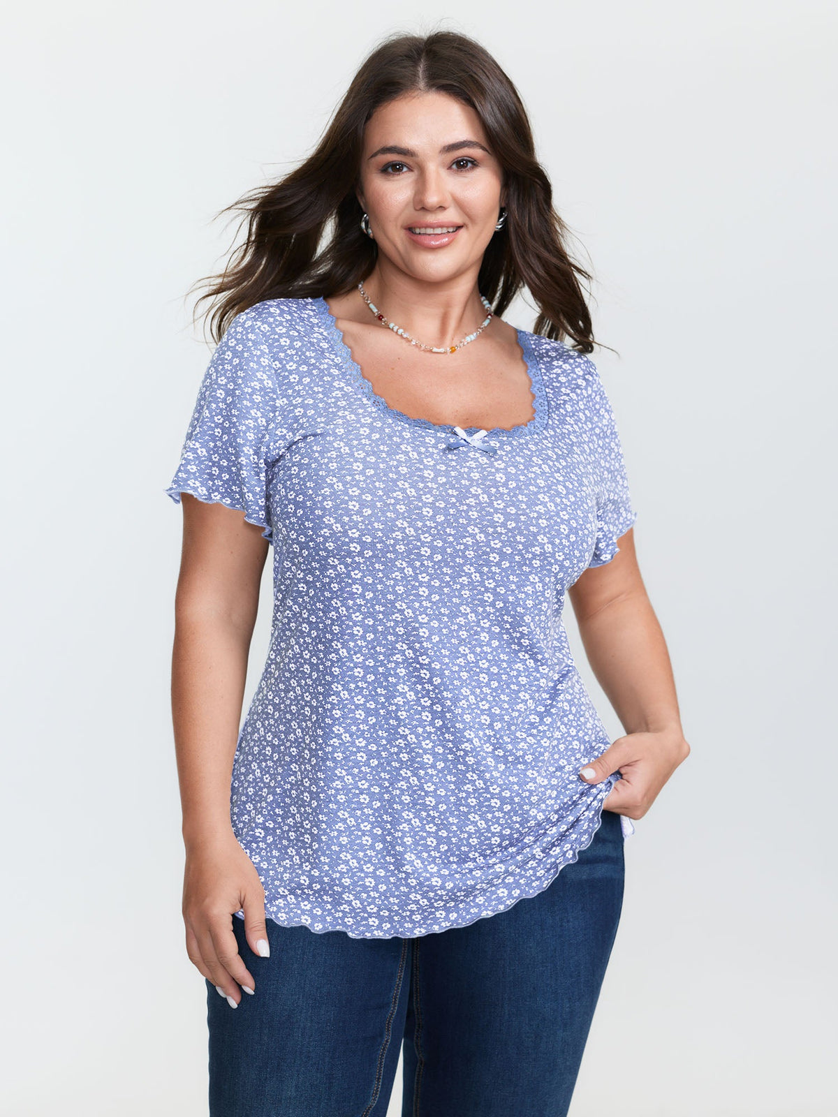 Floral Print Lace Neckline T-Shirt