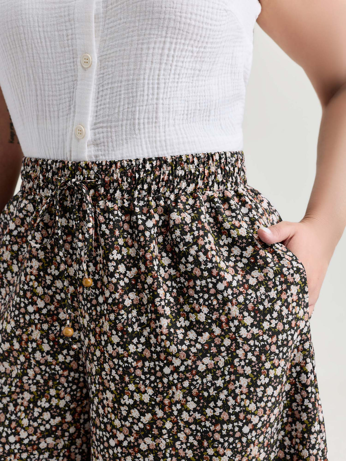 Micro Floral Print Wide Waistband Pants