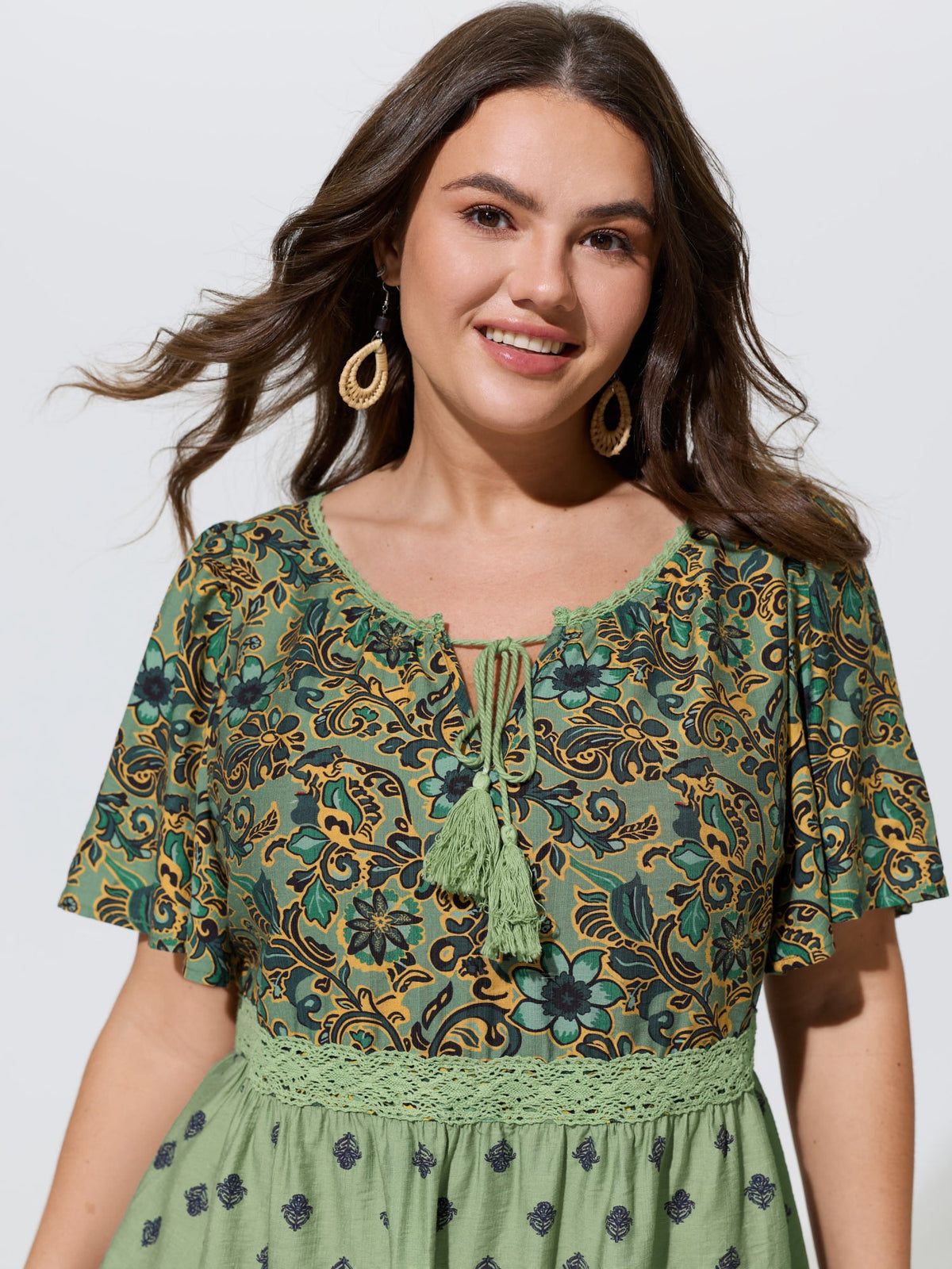 Floral Print Lace Neckline Flowy Blouse