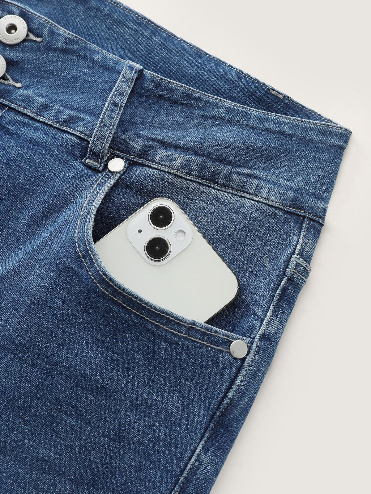 Stretchy Mid-Rise Skinny-Fit Jeans