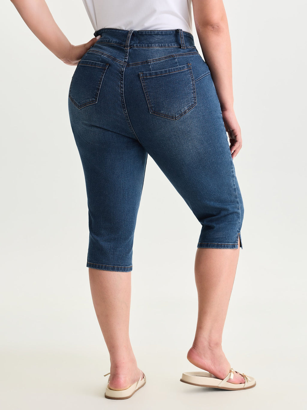 High Waisted Wash Double Buttons Jeans