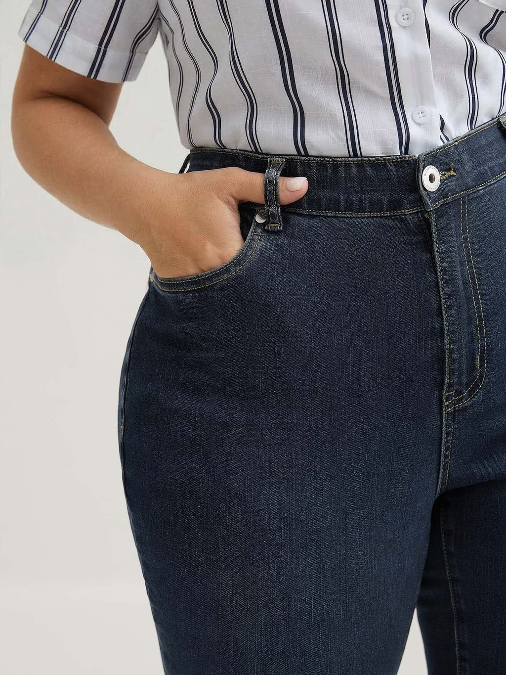 Pull-On Moderate Stretch Skinny-Fit Jeans