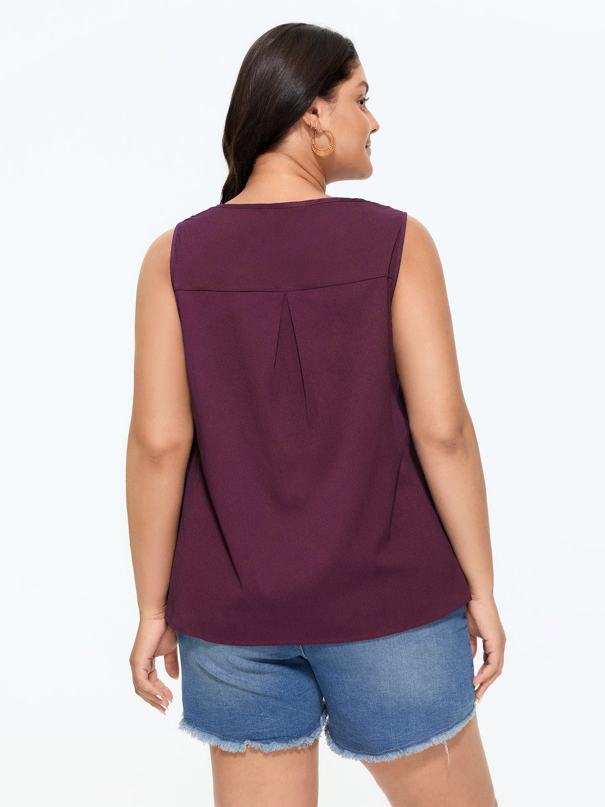 Cut-Out Lace Neckline Pleated Tank Top