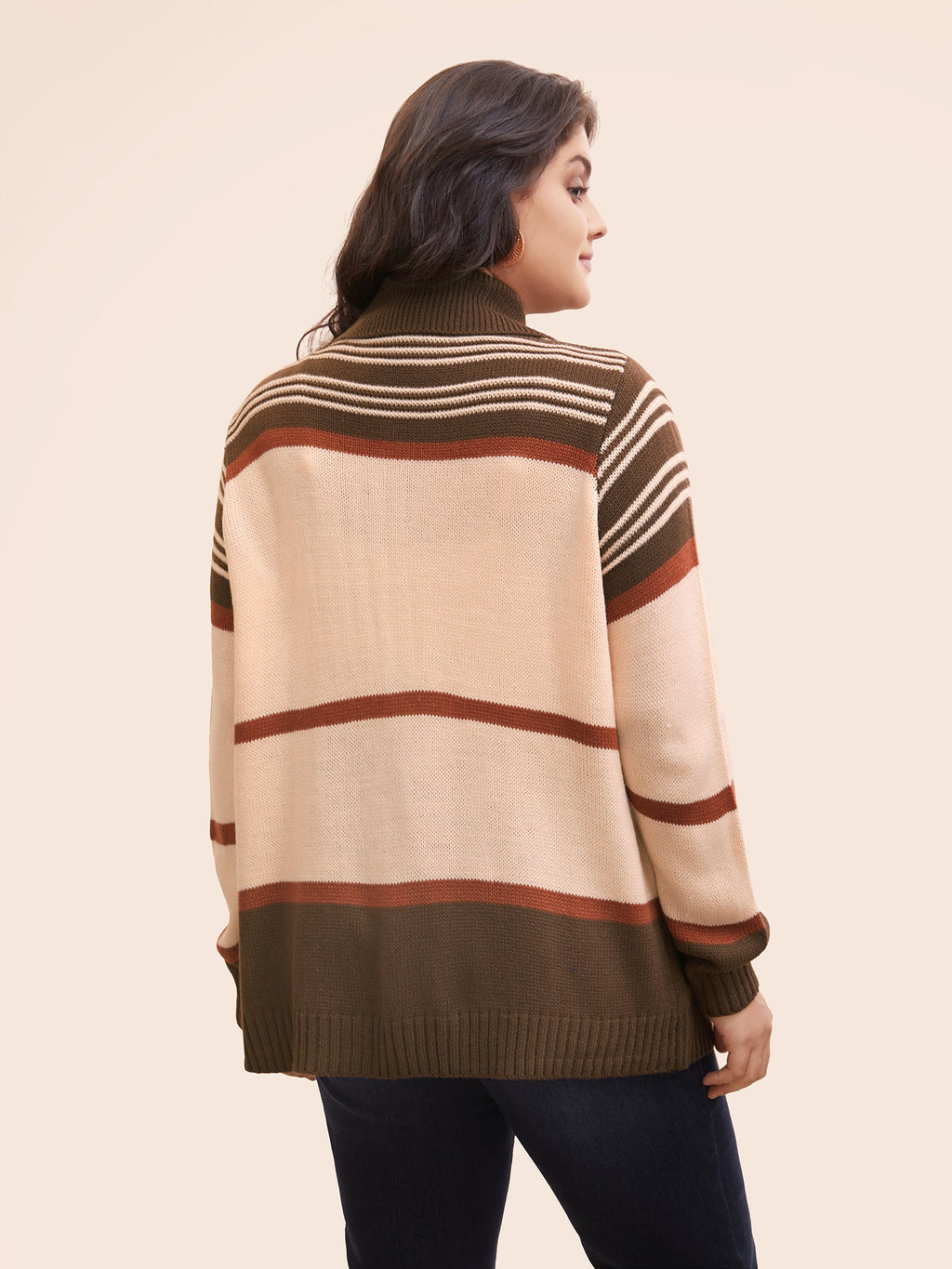Geometric Pattern Collared Front Button Cardigan