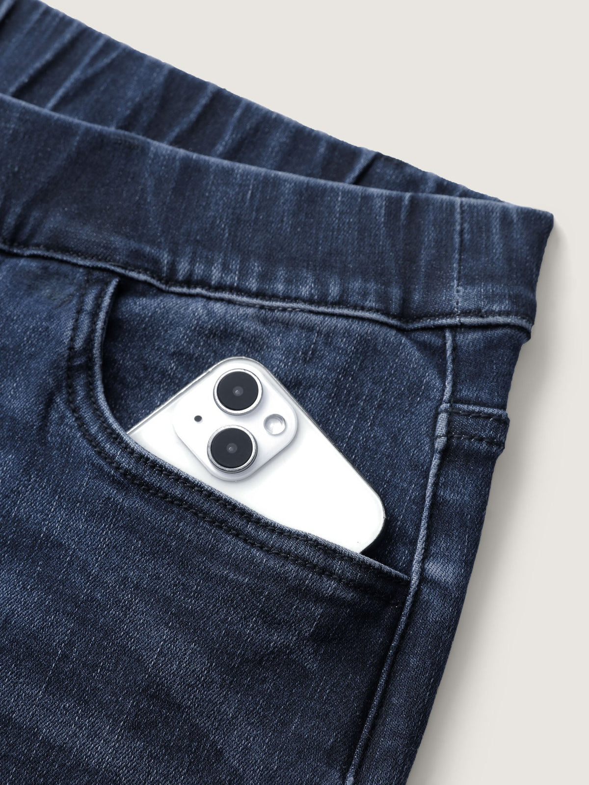 Super Stretchy Pull-On Cropped Skinny-Fit Jeans