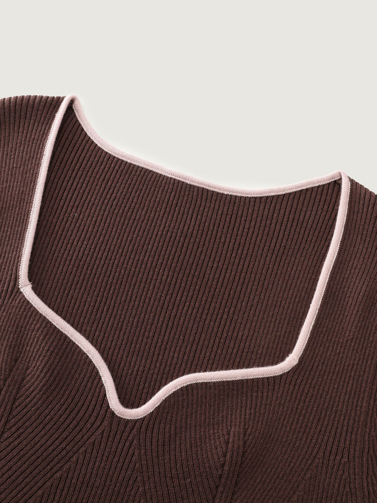 Sweetheart Neckline Cinched Waist Pullover
