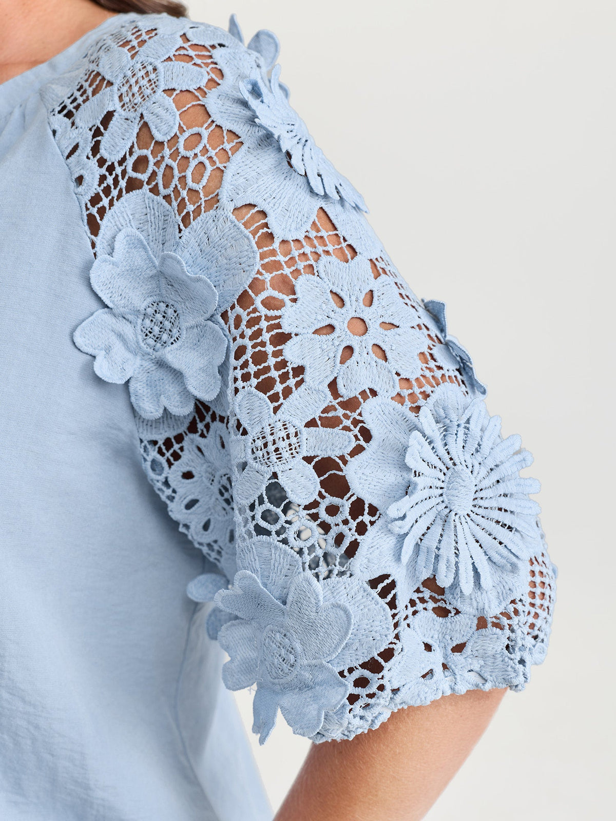 3D Floral Sleeve Spliced Flowy Blouse