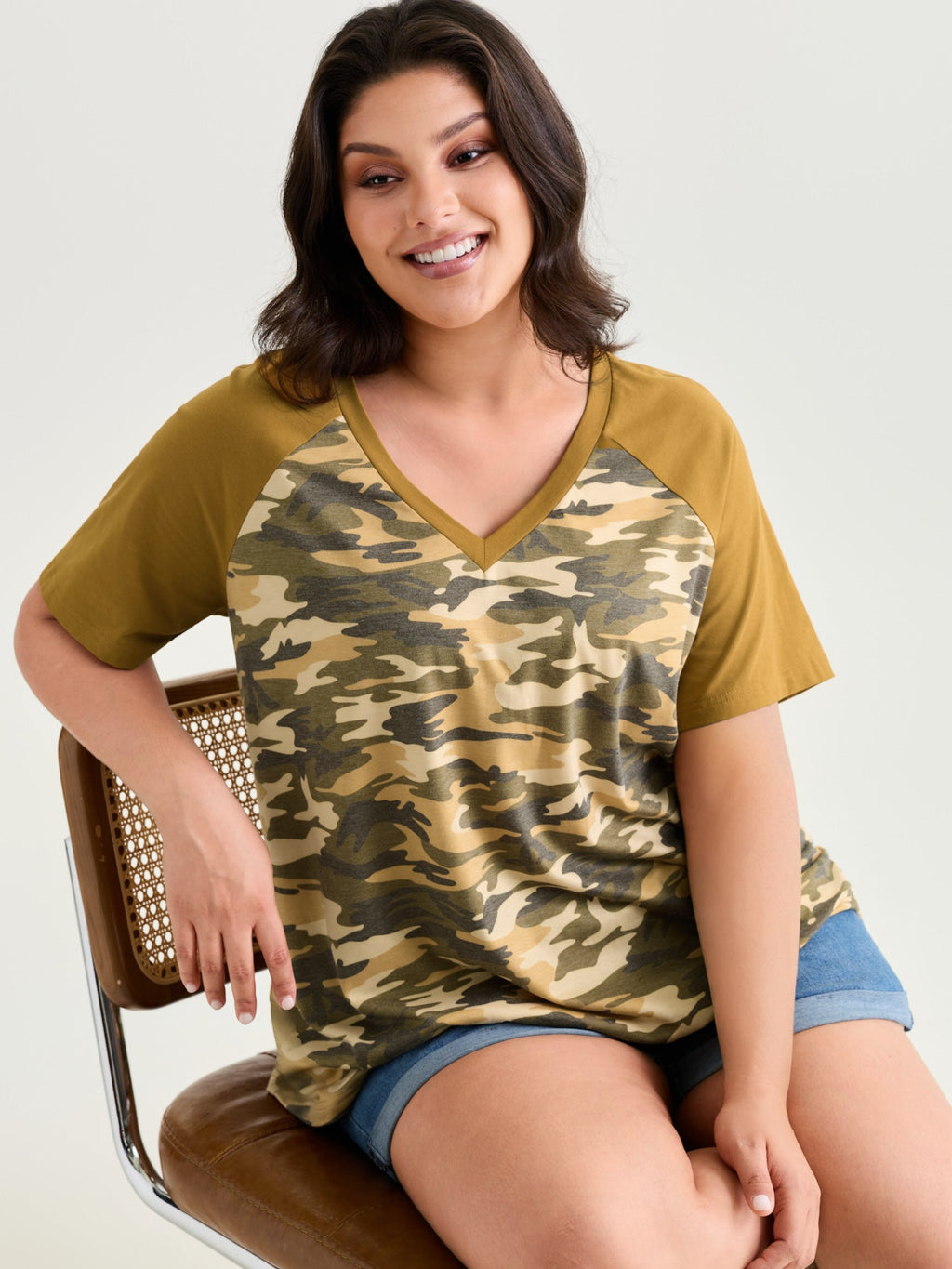Camouflage Print Raglan Sleeve T-Shirt
