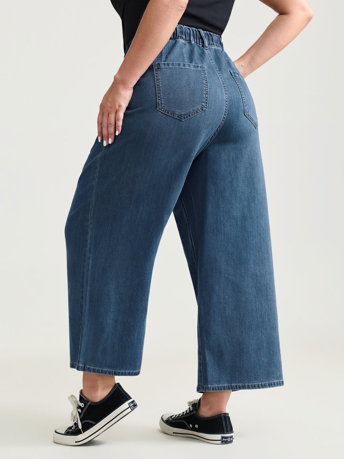 Pull-On Drawstring Elastic Waistband Wide-Leg Jeans
