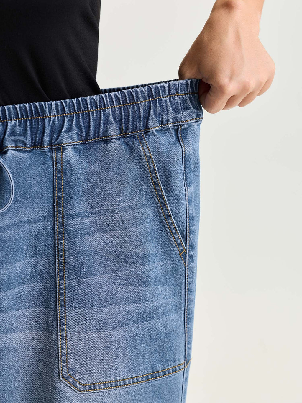 Elastic Waist Medium Wash Wide-Leg Jeans
