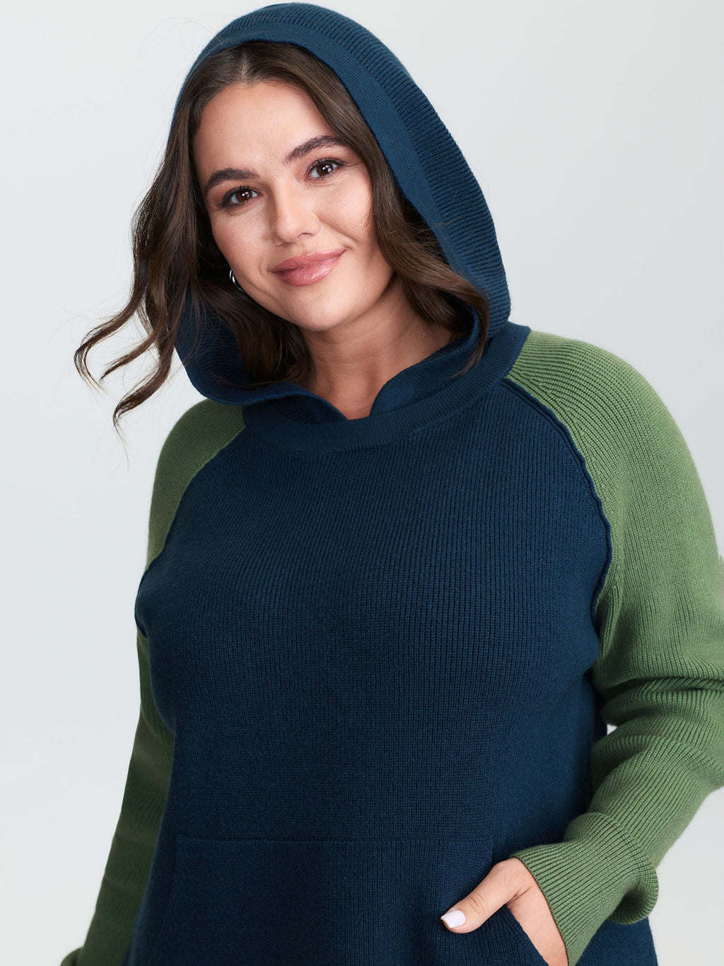 Colorblock Hooded Raglan Sleeve Pullover