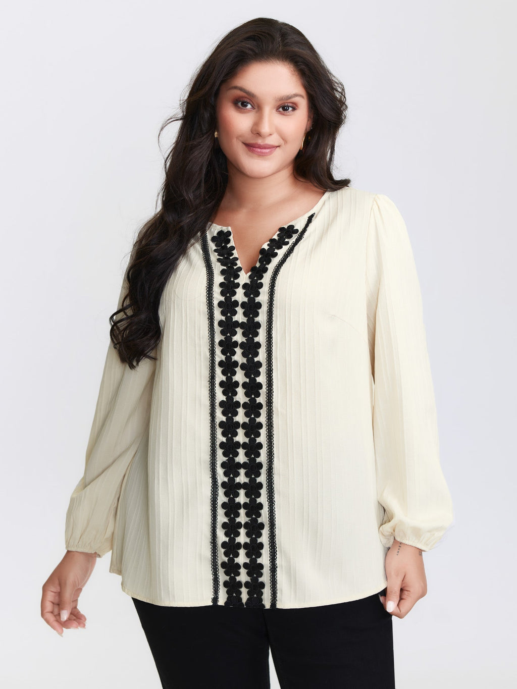Lace Spliced Textured Lantern Sleeve Blouse