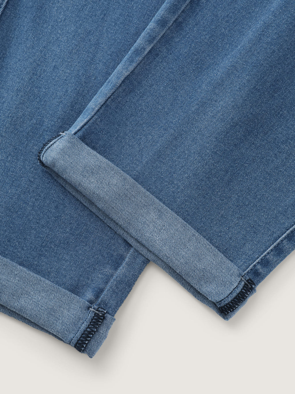 Stretchy Elastic Back Waist Jeans