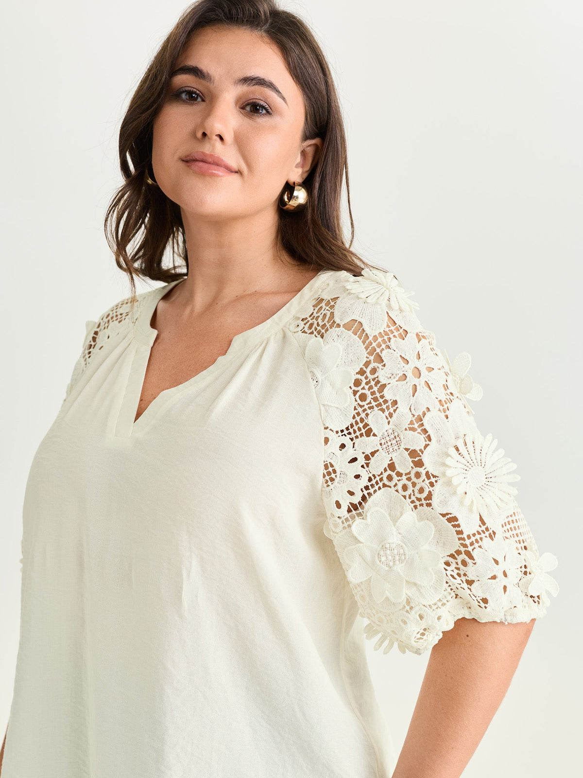 3D Floral Sleeve Spliced Flowy Blouse