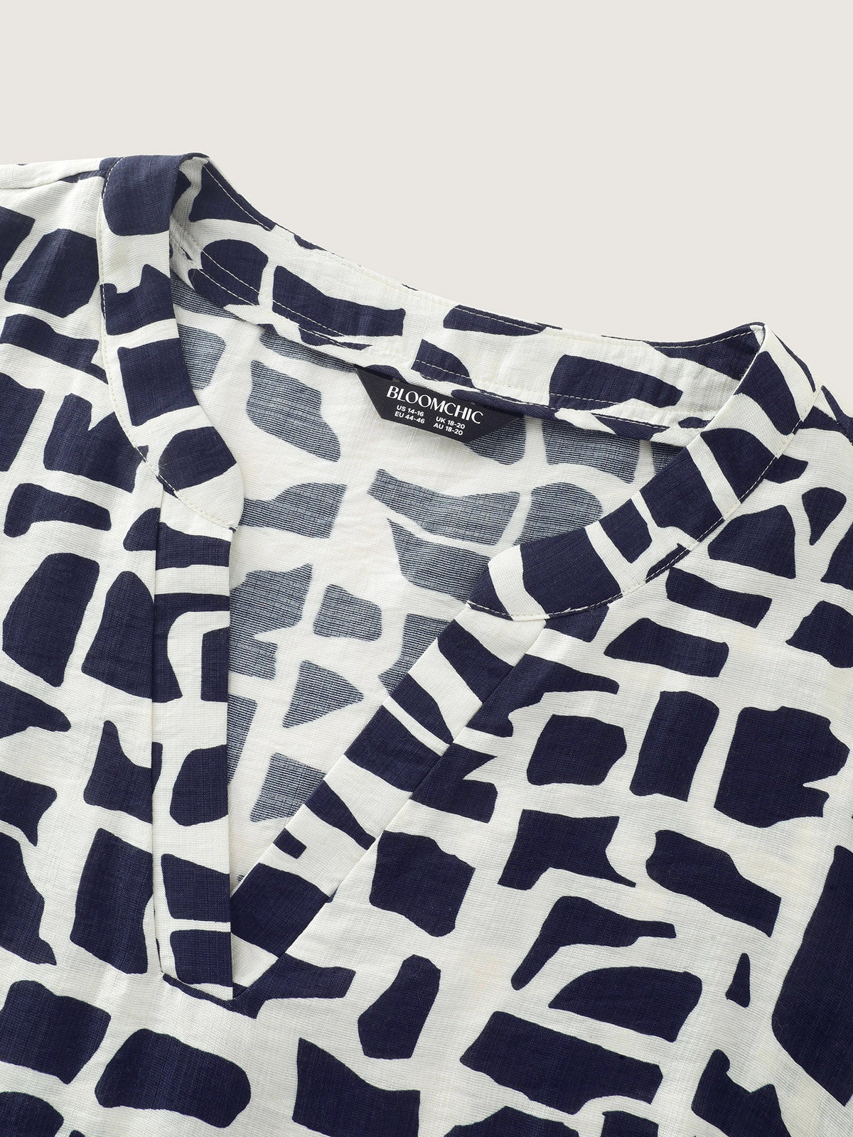 Geometric Print Petal Sleeve Blouse