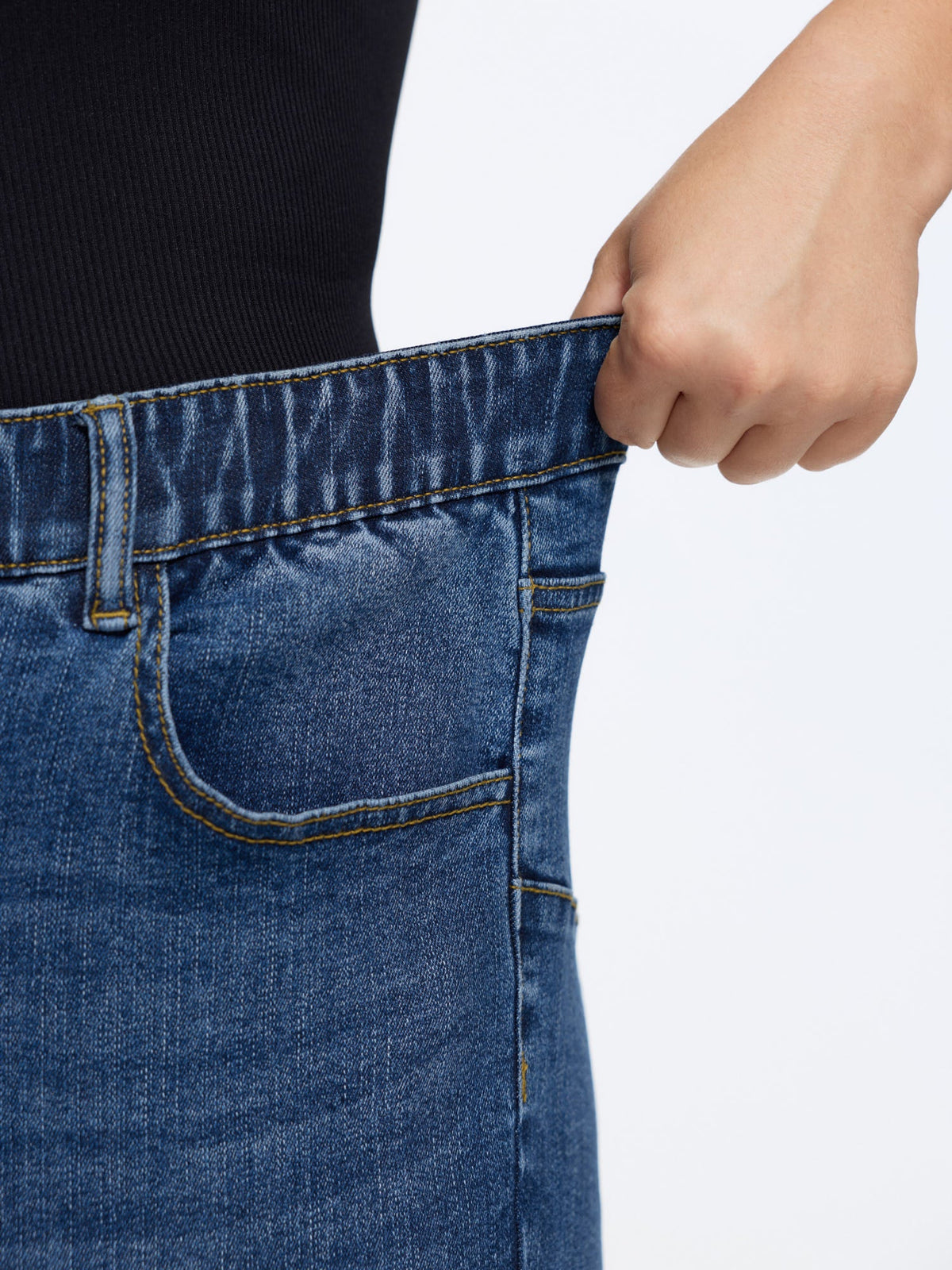Stretchy Skinny-Fit Mid-Rise Jeans