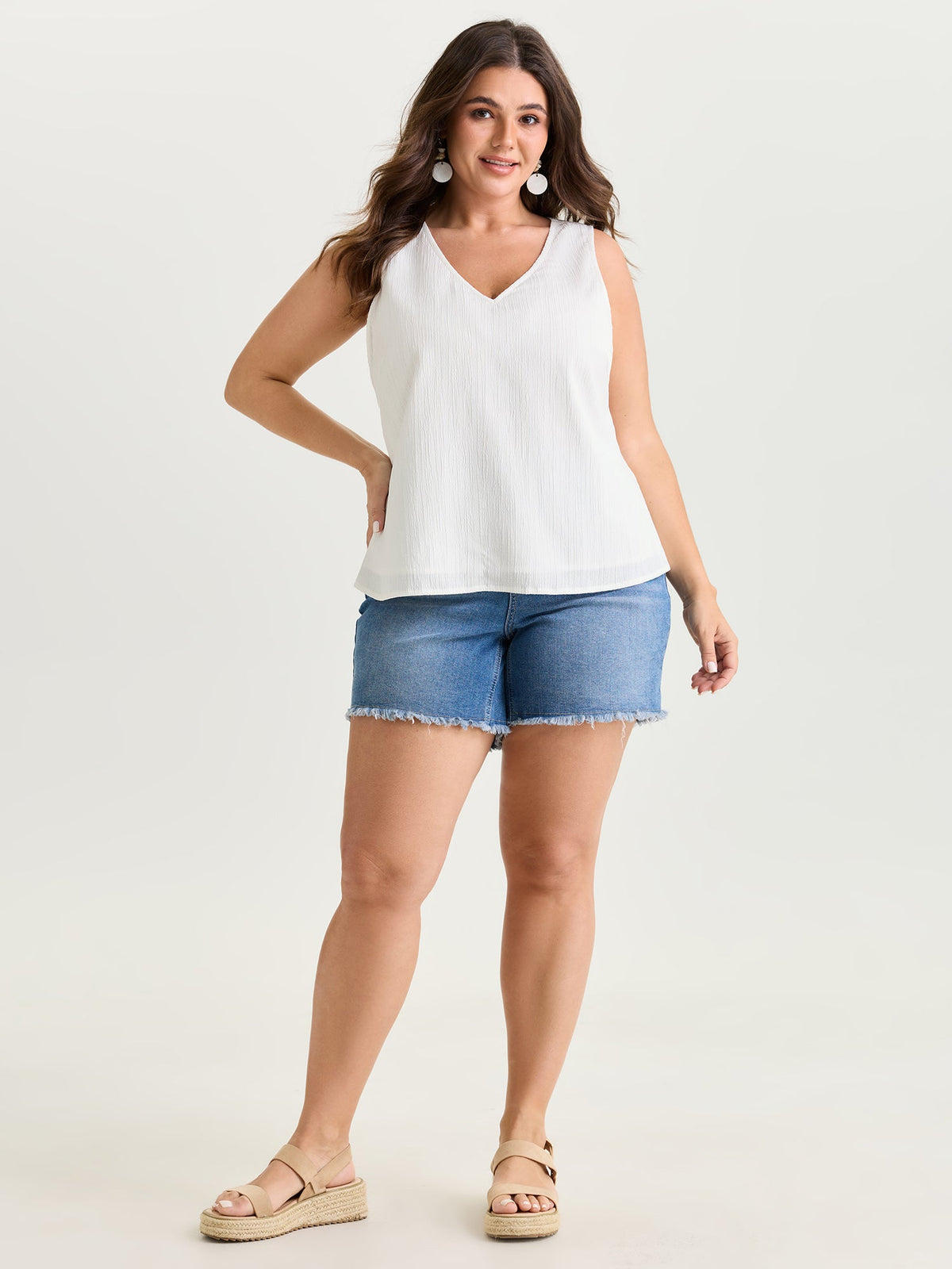 Lace Textured Sleeveless Blouse