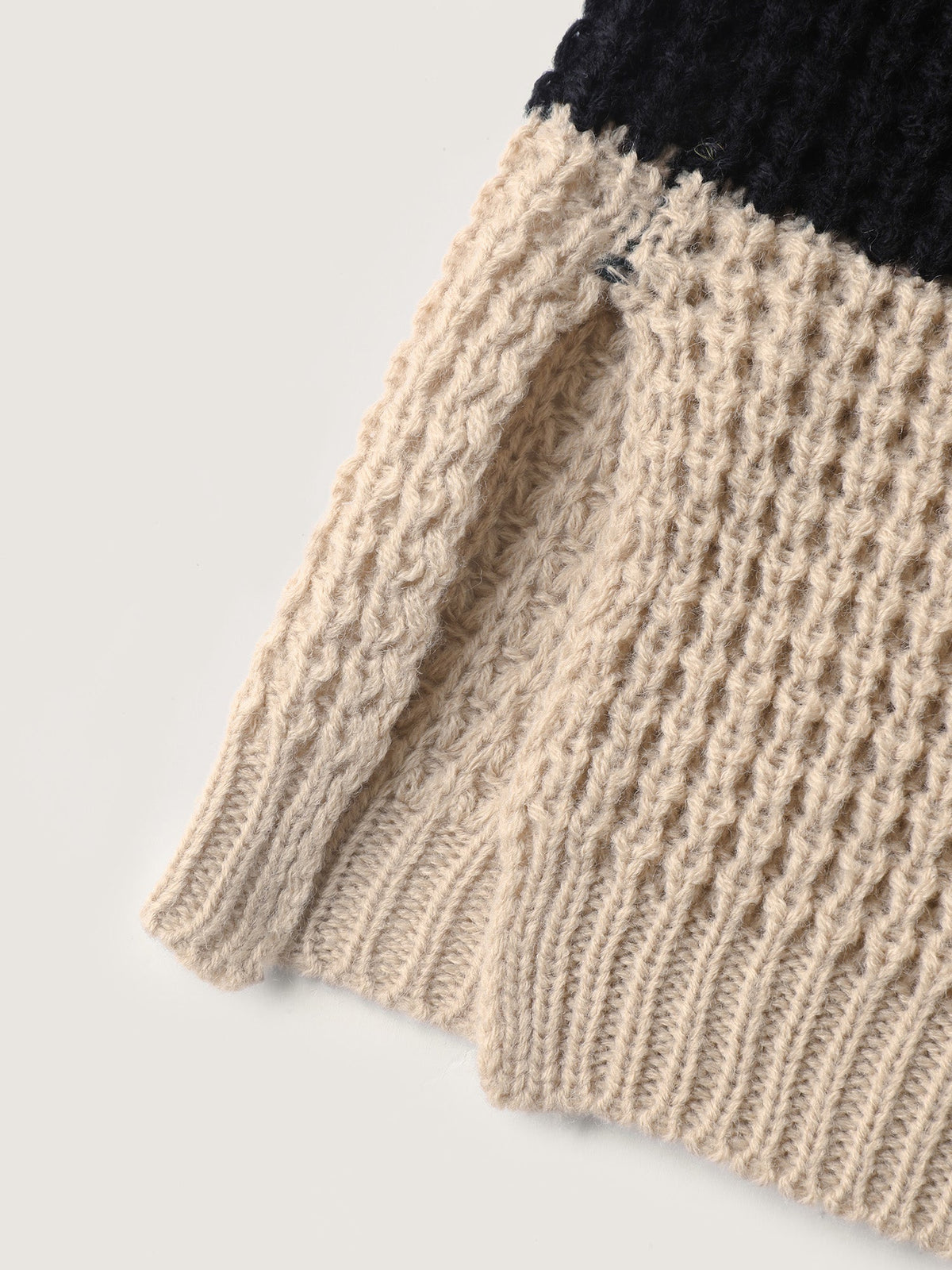 Color Block Textured Pockets Knit Cardigan