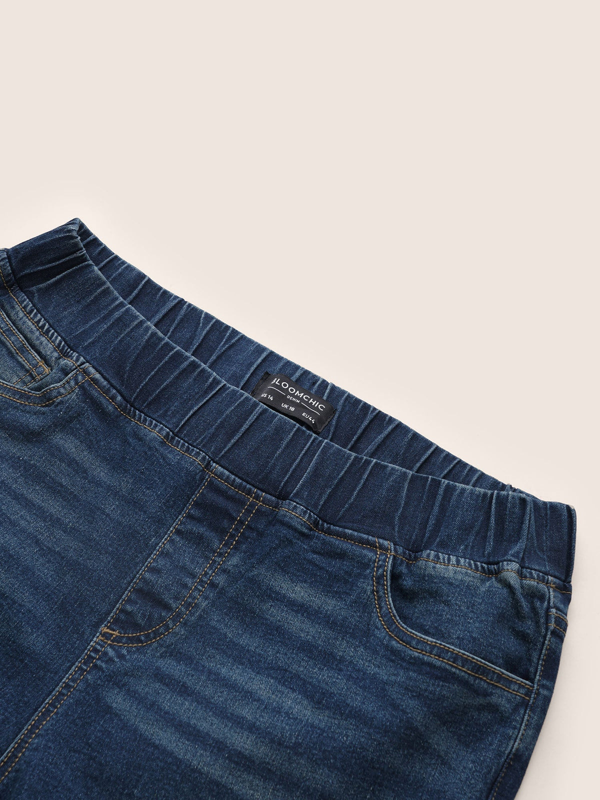 Pull-On Stretchy Waist Skinny-Fit Capri Jeans