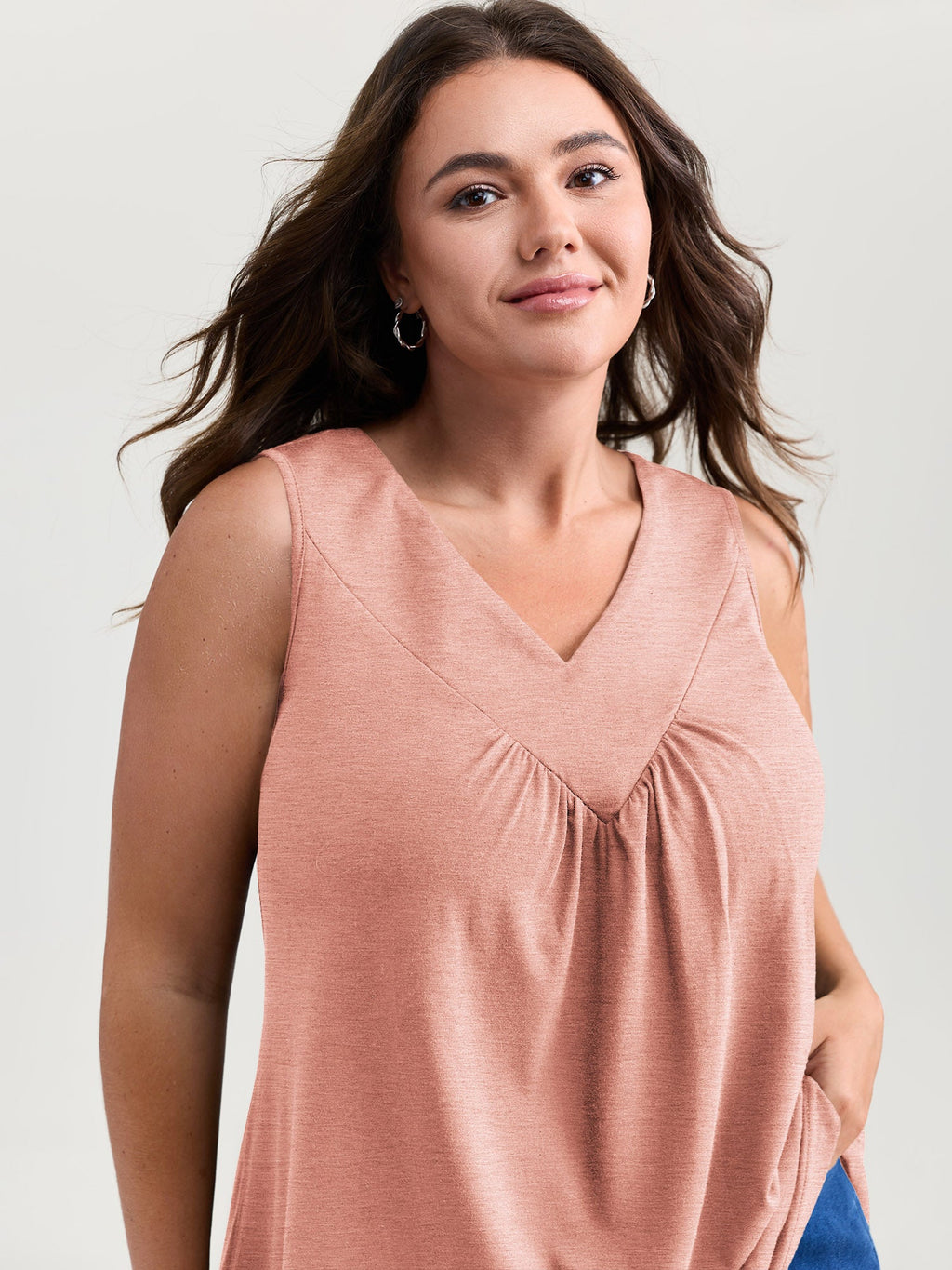 Stretchy V-Neck Pleated Tank Top