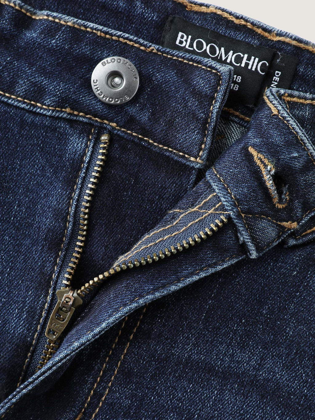 Supersoft Mid-Rise Everyday Bootcut Jeans