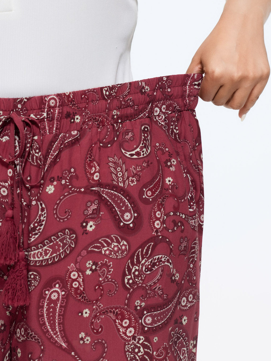 Damask Print Tassel Straight-Leg Pants