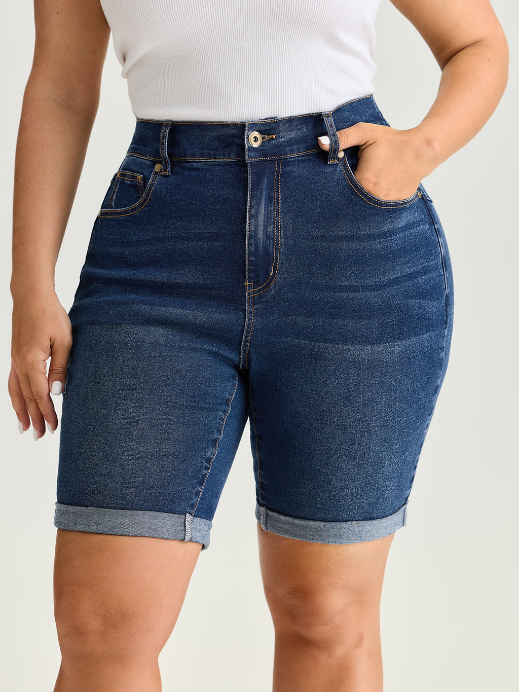 Hip Lifting No Gap Waist Skinny-Fit Denim Shorts