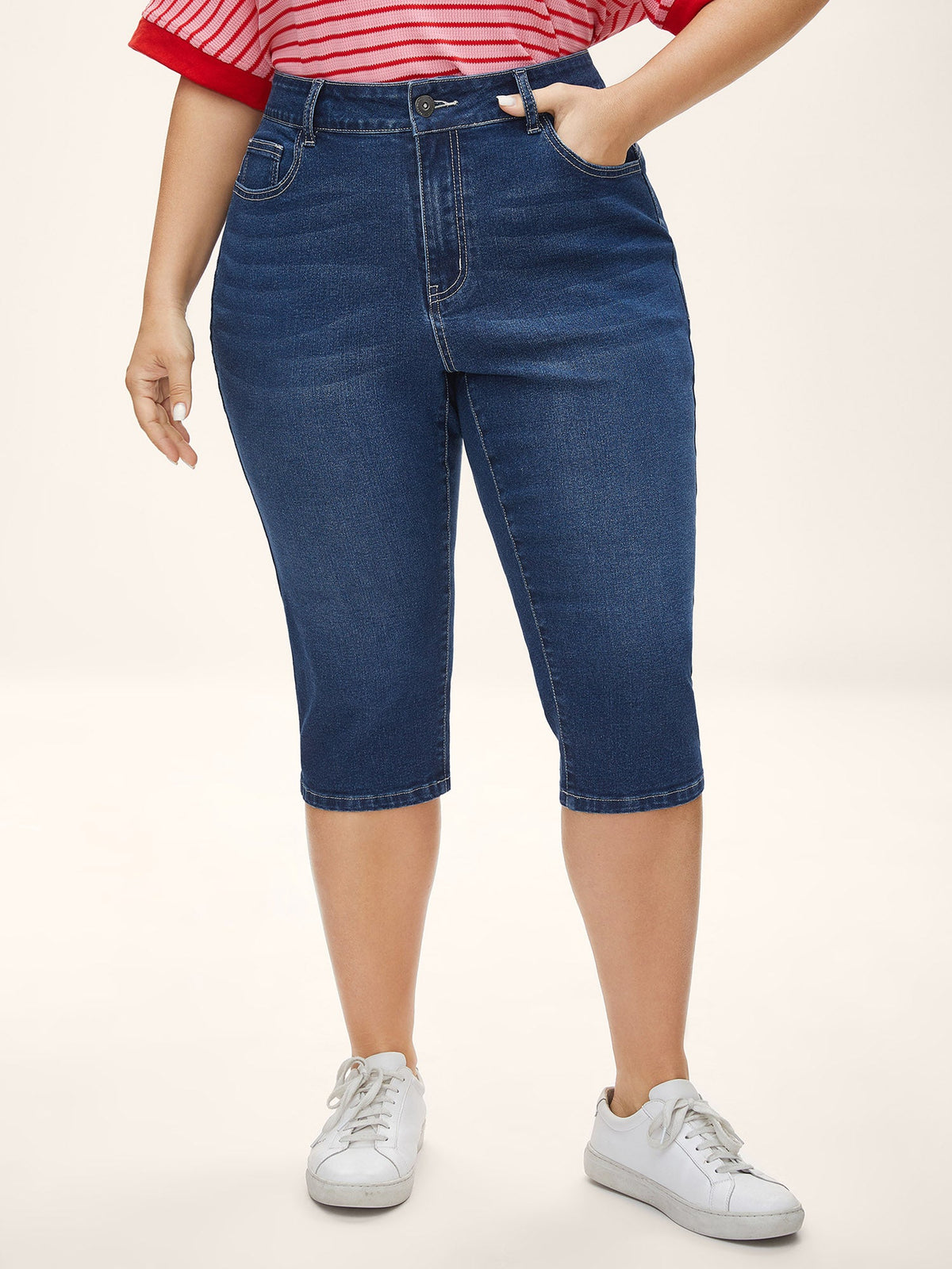 Curve-Friendly Moderate Stretch Skinny-Fit Jeans