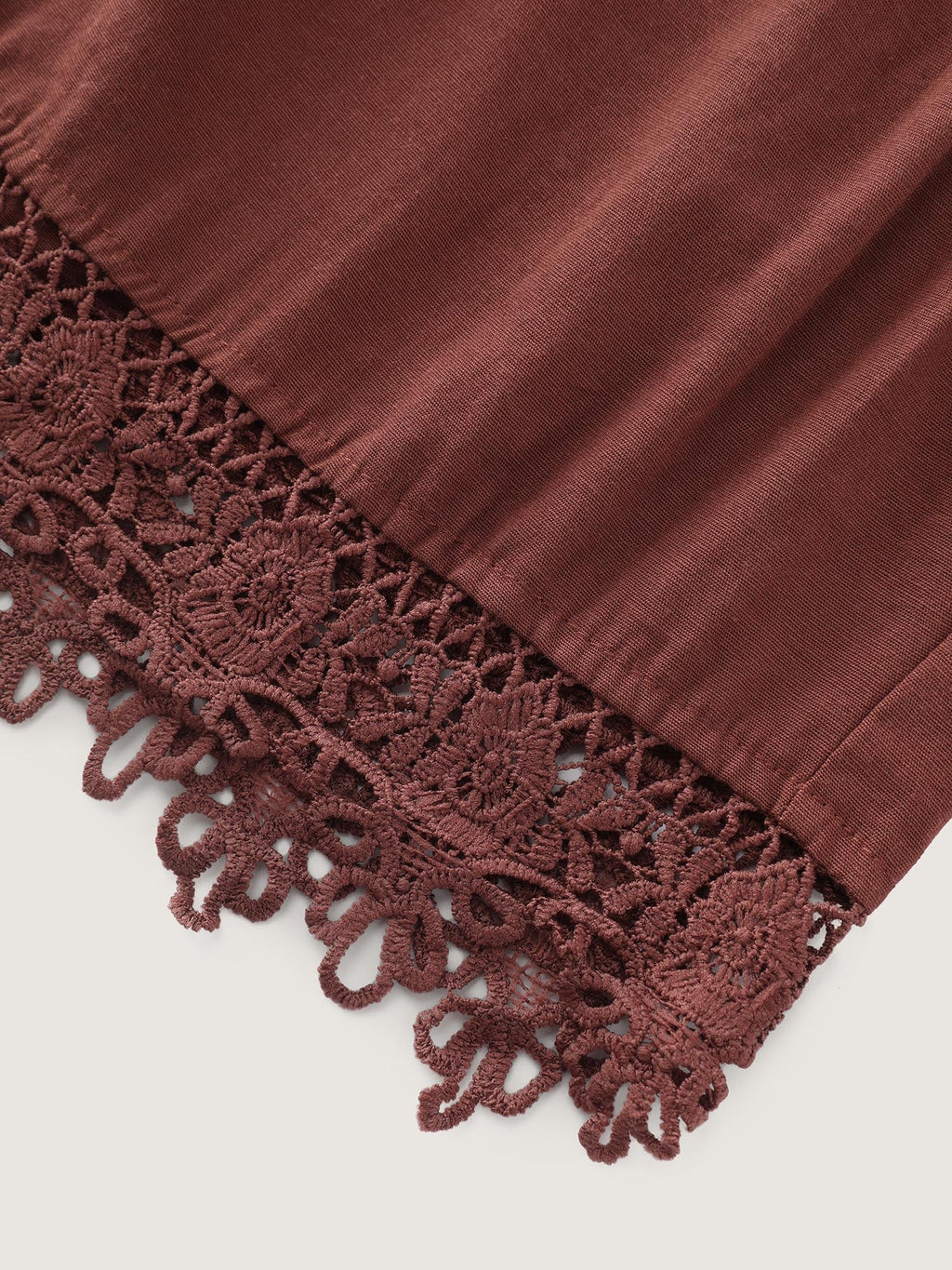 Cotton Lace Hem Drawstring Shorts