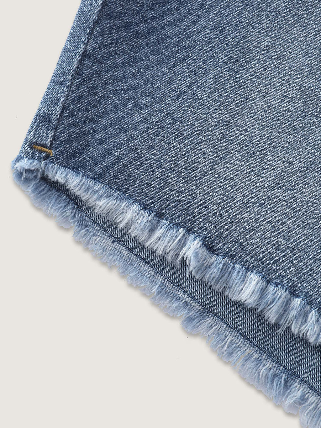 Stretchy Waist Raw Hem Straight-Leg Denim Shorts