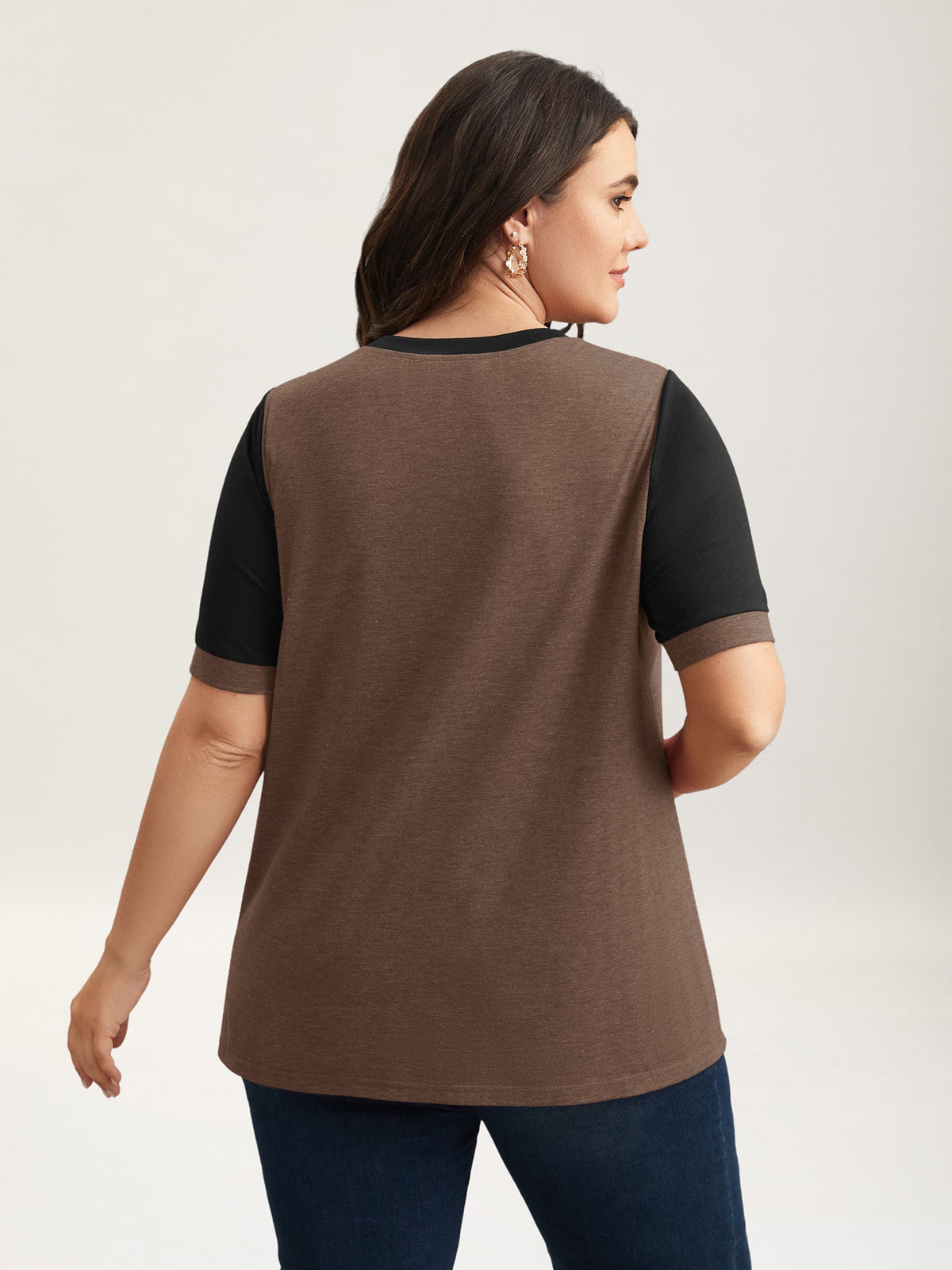 Stretchy Scalloped Lace Color Contrast T-Shirt