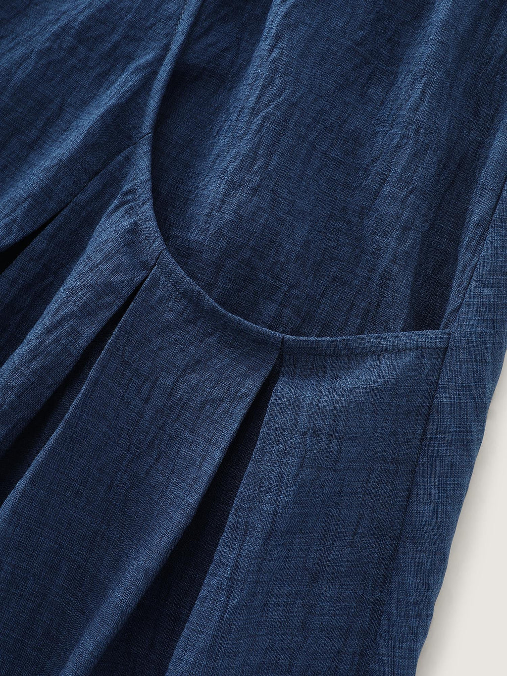 Drop Pockets Pleated Maxi Skirt