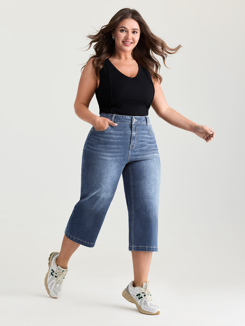 Classic Wide-Leg Capri Jeans