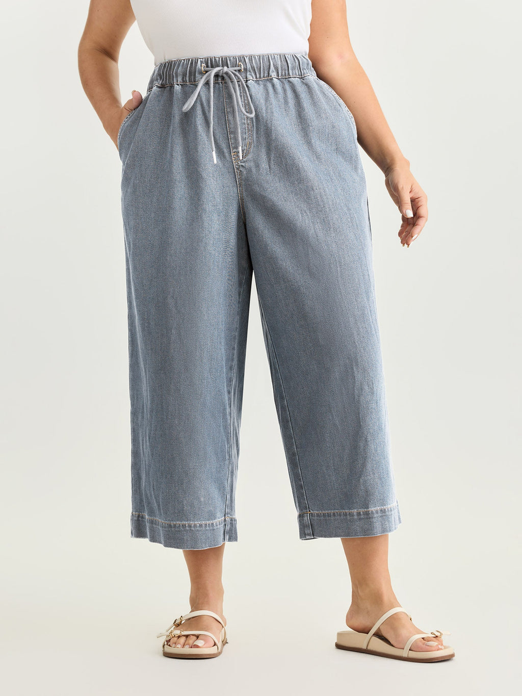 Elastic Drawstring Waistband Wide-Leg Jeans