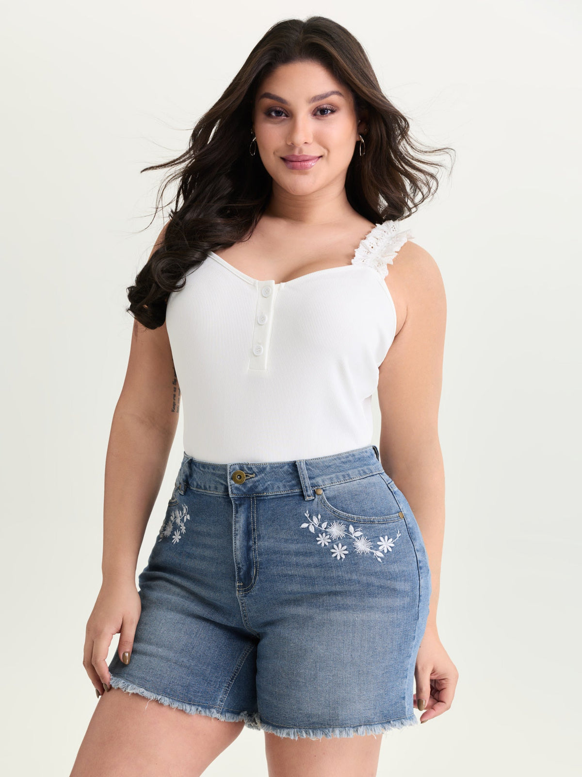 No Gap Waist Skinny-Fit Denim Shorts