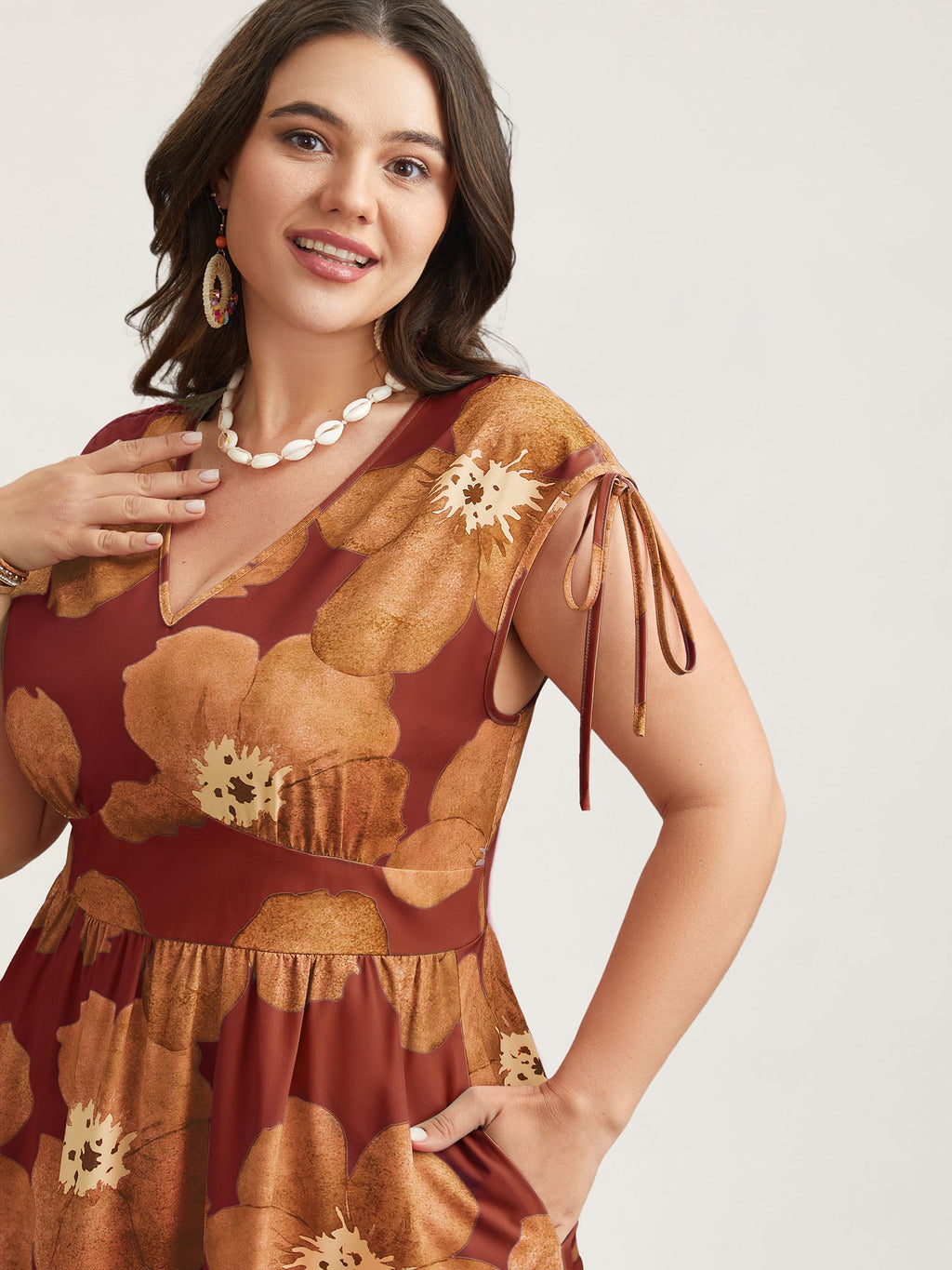 Floral Print V-Neck Tied Midi Dress
