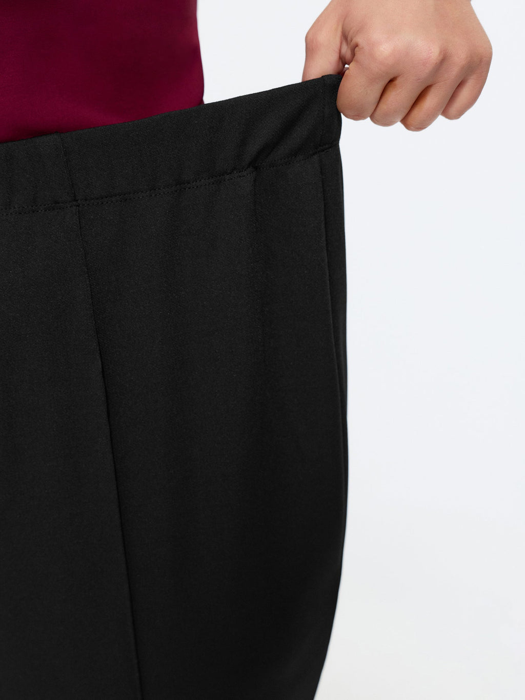 Stretchy Pull-On Cropped Pants